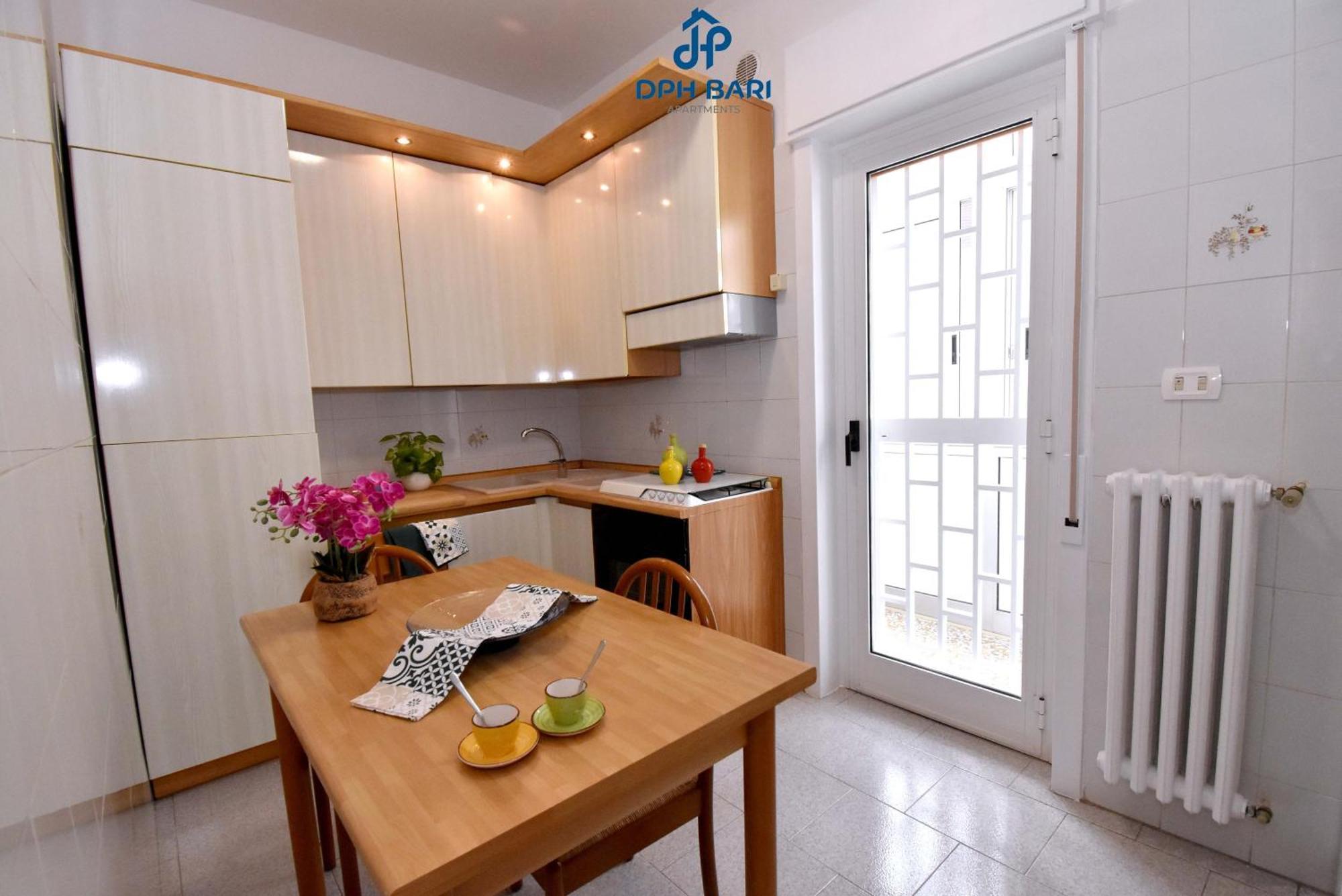 Dph Bari Apartments - Dei Mille Esterno foto