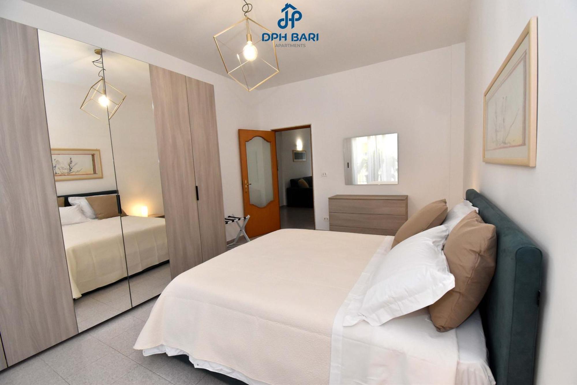 Dph Bari Apartments - Dei Mille Esterno foto